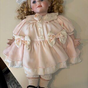 LTD EDITION 20" GEPPEDDO PORCELAIN DOLL WITH PINK DRESS & HAT #755/1500 Preowned
